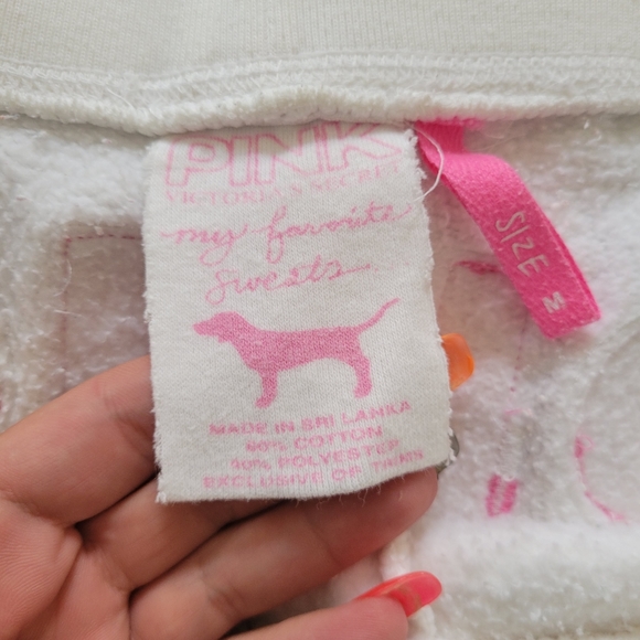 Pink shorts (M) - Picture 3 of 3